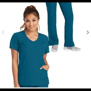 5xl Skechers by barco scrub top